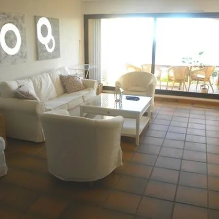 4 Pieces Avec Piscine Et Parking, 6 Pers., - Fr-1-780-6 Apartment *